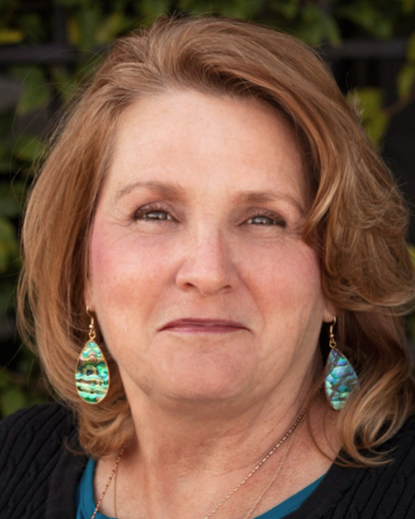 Beth Rodgers Hammond - Postpartum Doula